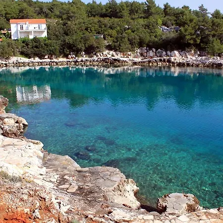 Apartment By The Sea Mudri Dolac, Hvar - 4042 Vrbanj
