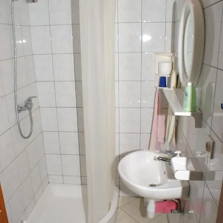 Apartment By The Sea Mudri Dolac, Hvar - 4042 Vrbanj