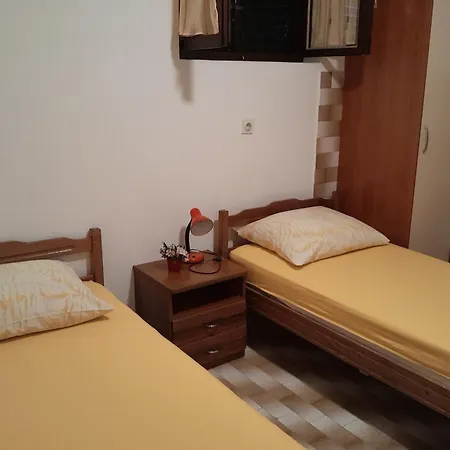 Apartment By The Sea Mudri Dolac, Hvar - 4042 Vrbanj